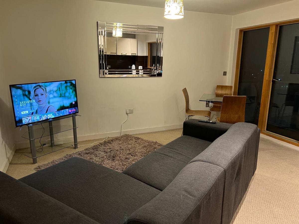 Bigkings Stylish 2 Bedroom Apartment With Free On Street Parking Манчестер Экстерьер фото